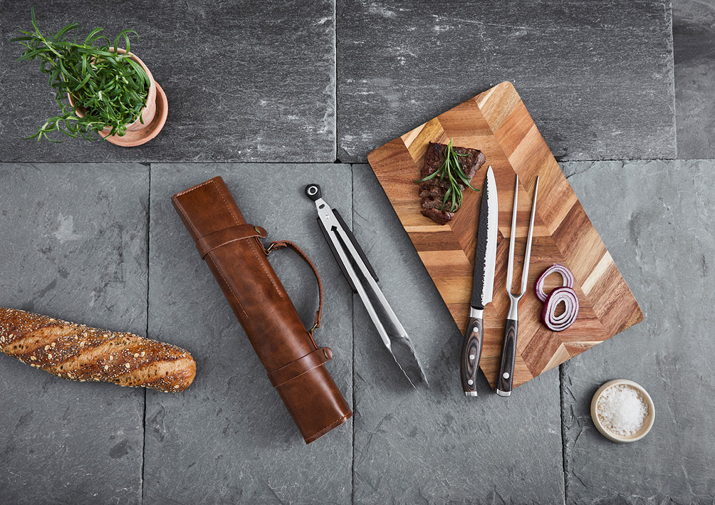 BBQ sæt 3 dele med lædertaske