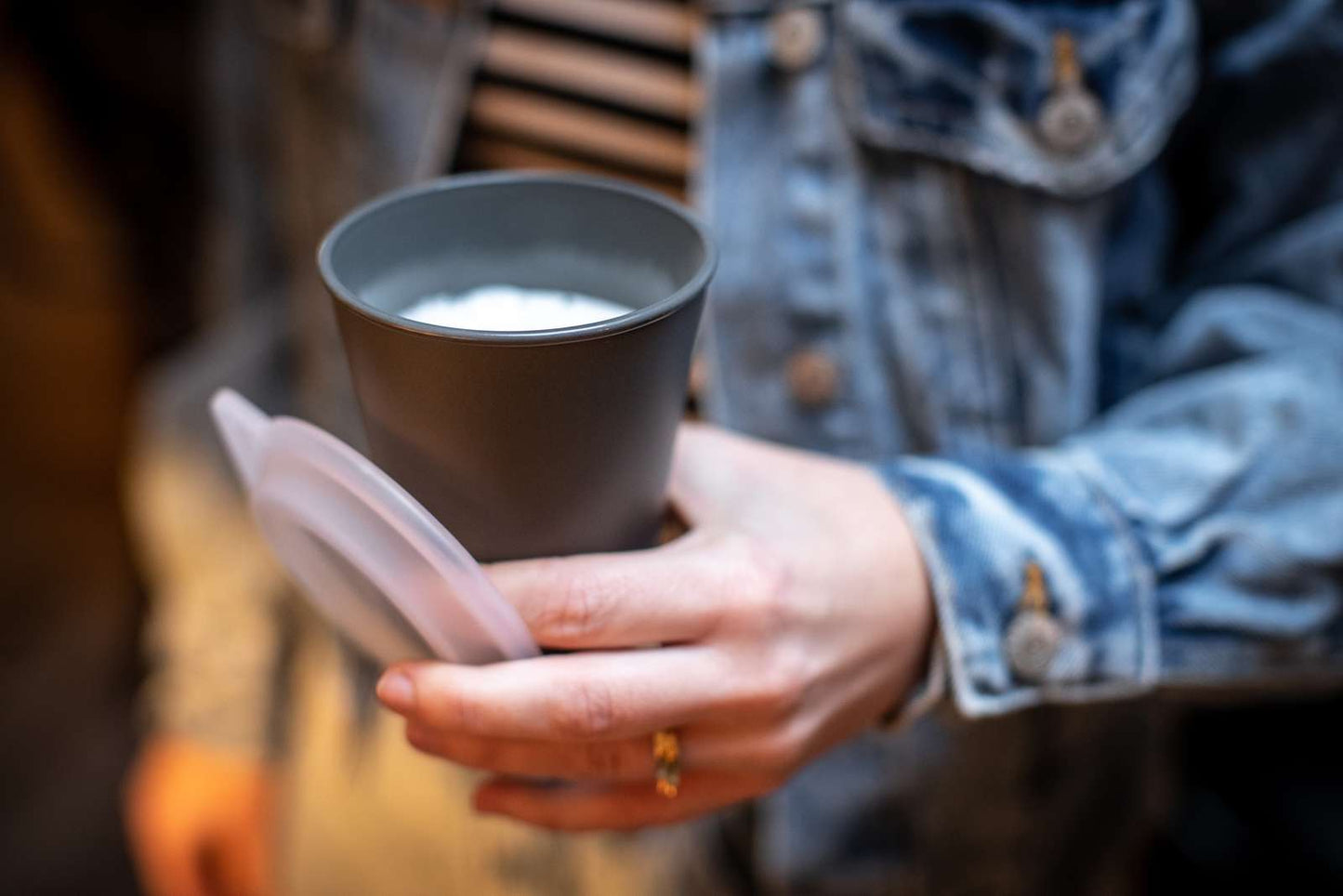 Koziol TO GO Kaffekop med låg 400 ml