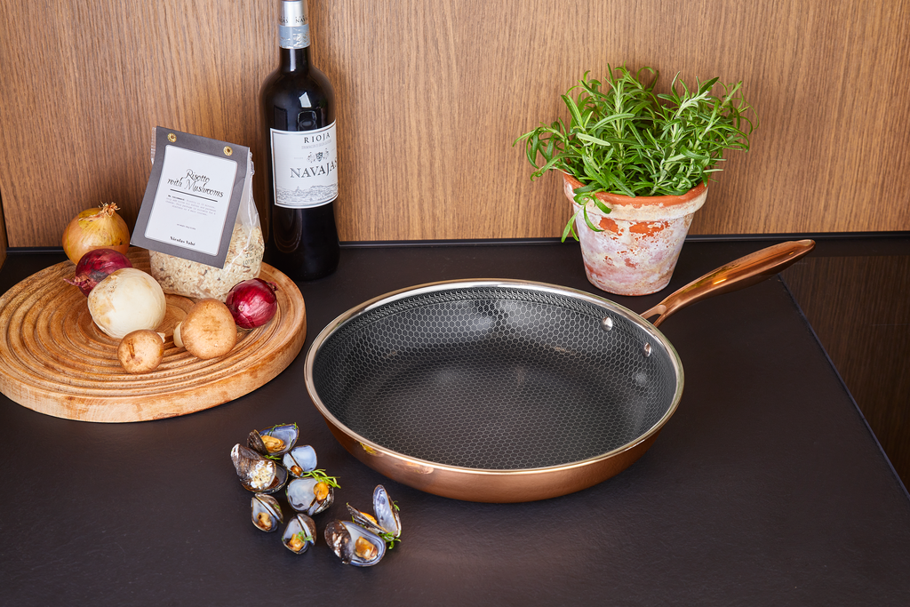 HÂWS SANTO ROSE GOLD PANDE 30 CM HYBRID