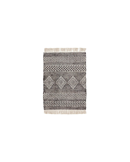 House Doctor Ethnic Tæppe – Sort og Naturfarvet 60x90 cm