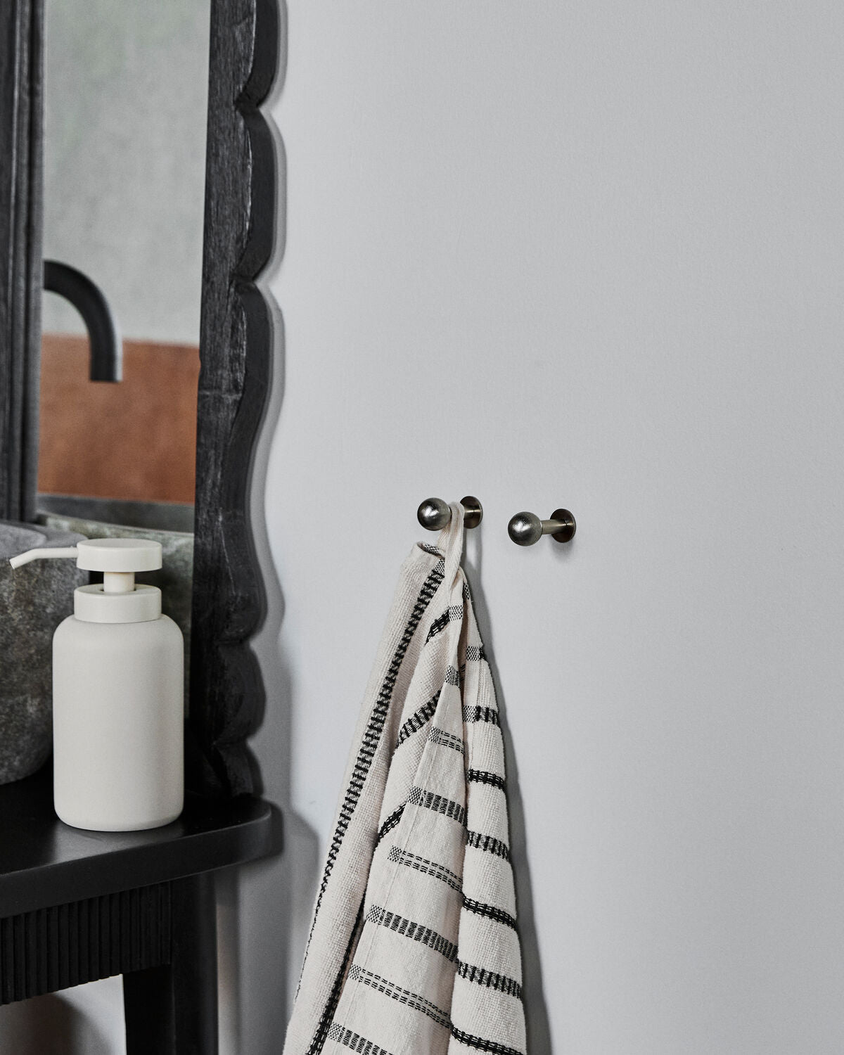 House Doctor Kroge, Ball, Silver finish