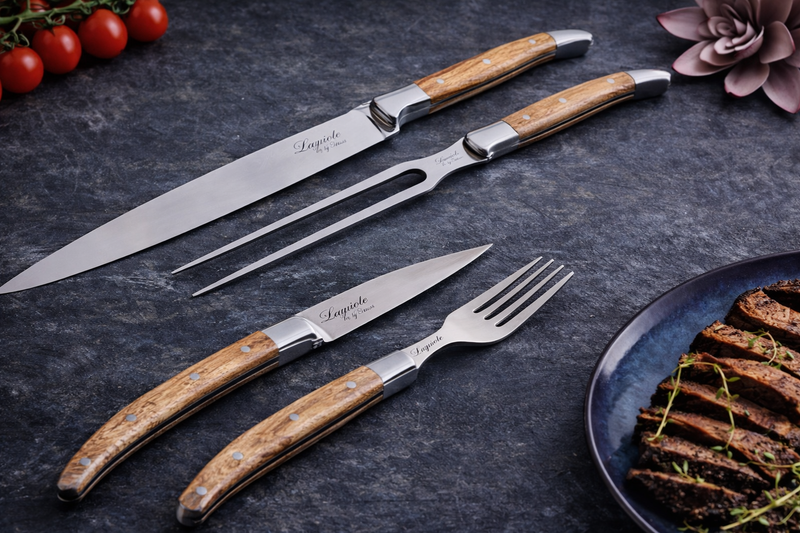 Laguiole pakkeløsning Knive, gafler og forskæresæt med oliventræ skaft