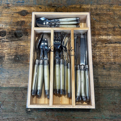 Laguiole bestiksæt i trækasse