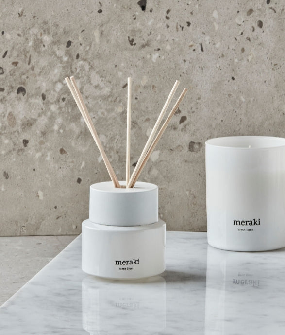 House Doctor Chic Spejl + Meraki Fresh Linen Duftpinde – Eksklusiv Boligpakke