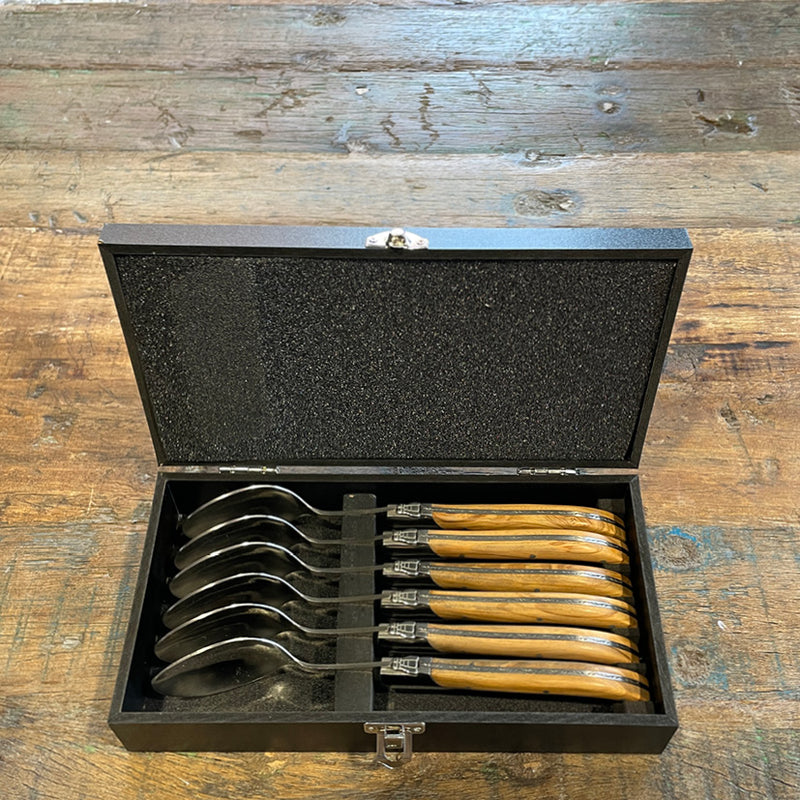 Laguiole Spiseskeer – skaft af natur oliventræ 6 stk.